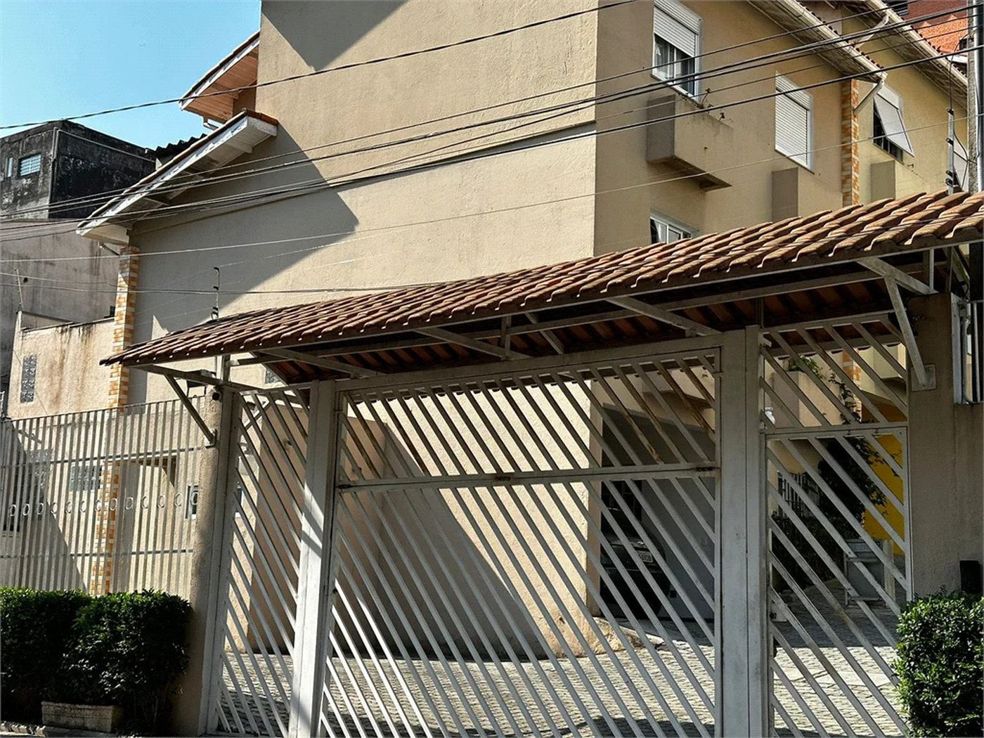 Casa à venda com 3 quartos, sendo 1 suíte,  em Jardim Caboré, São Paulo, SP