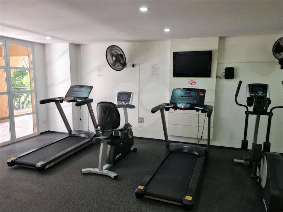 Apartamento à venda com 3 suítes em Vila Suzana, São Paulo, SP
