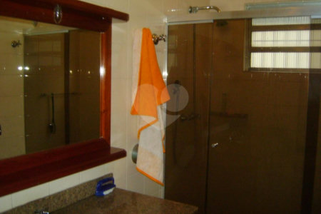 Casa à venda com 3 quartos, sendo 1 suíte,  em Jardim Colombo, São Paulo, SP
