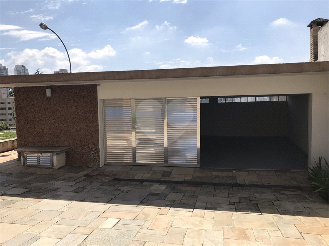 Sobrado à venda com 5 quartos, sendo 1 suíte, em Jardim São Bento, São Paulo, SP