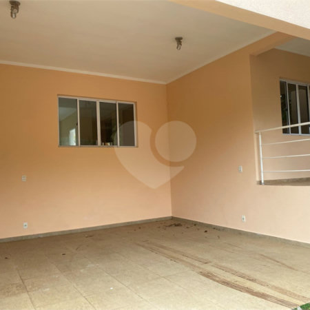 Casa para alugar com 3 quartos, sendo 1 suíte, no condomínio Reserva da Mata, Vinhedo - SP