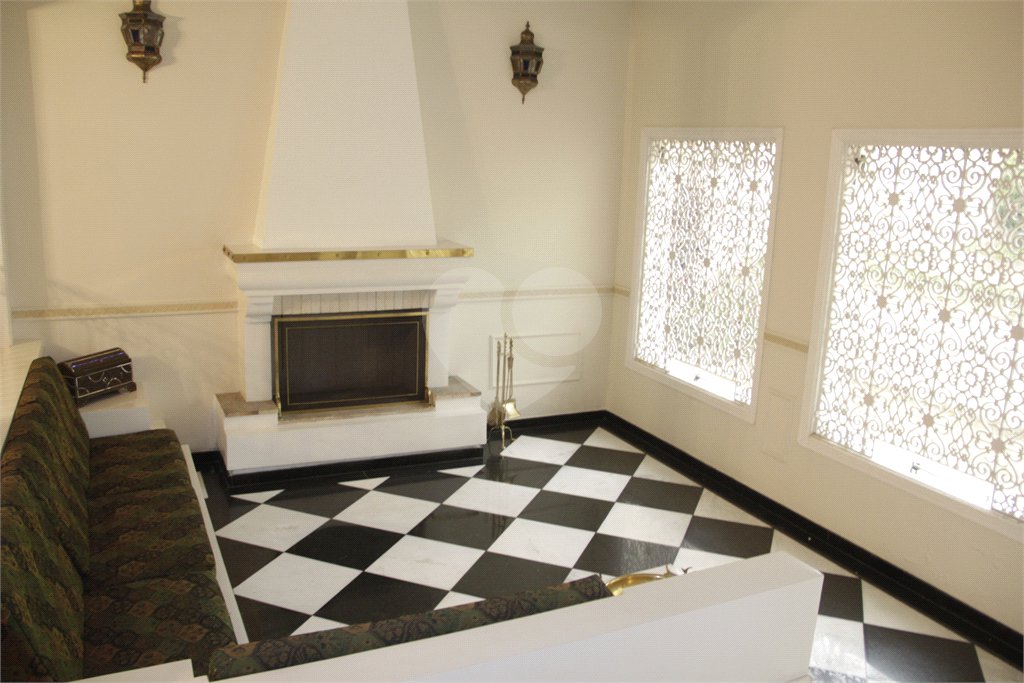 Casa à venda ou para alugar com 5 suítes em Jardim Leonor, São Paulo, SP