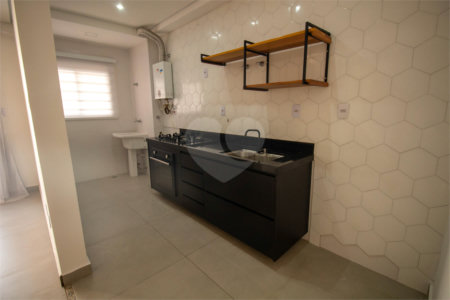 Apartamento à venda com 3 quartos, sendo 1 suíte, em Bairro do Cambará, São Roque, SP