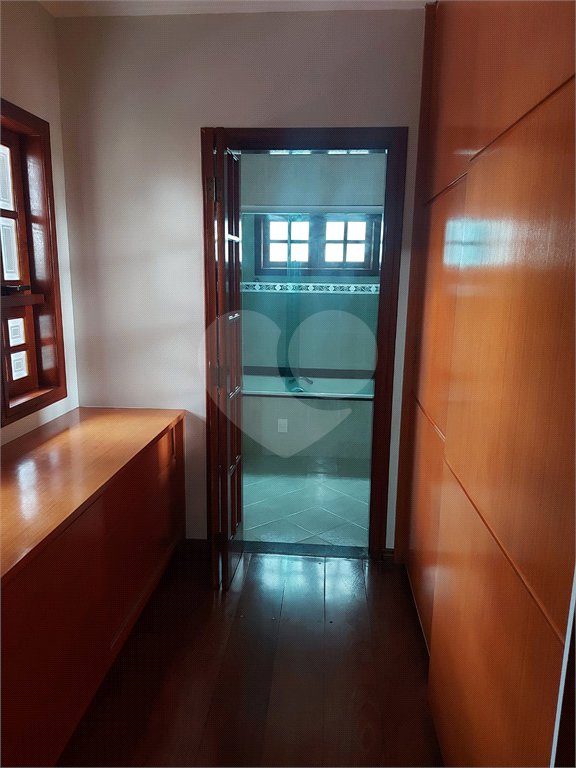 Sobrado para alugar com 3 suítes em Tremembé, São Paulo, SP