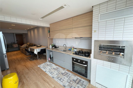 Apartamento à venda com 2 quartos, sendo 1 suíte,  em Boqueirão, Praia Grande, SP