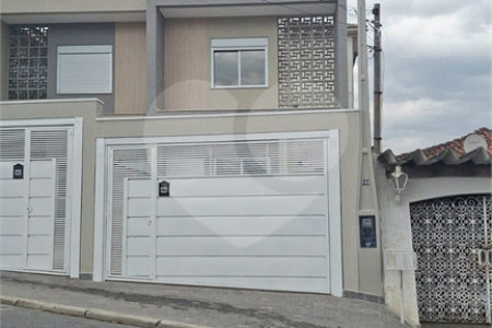 Sobrado à venda com 2 quartos, sendo 1 suíte, em Arujamérica, Arujá, SP