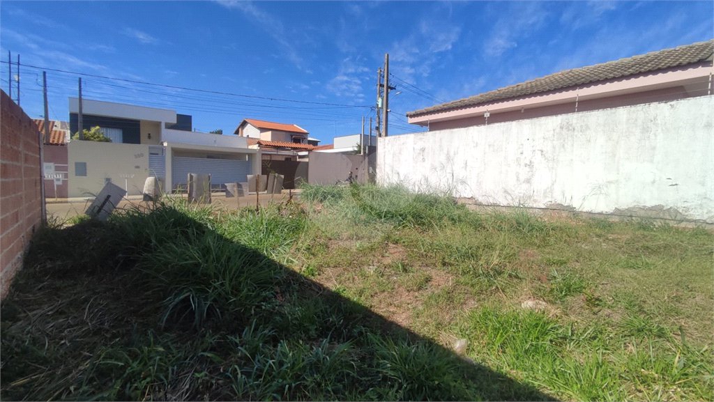 Terreno à venda no bairro Jardim Embaré, em São Carlos/SP
