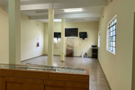 Casa à venda com 3 quartos em Água Fria, São Paulo, SP