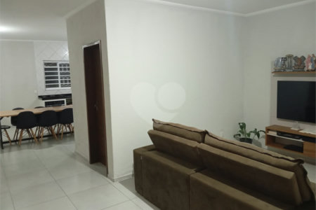 Casa à venda com 3 quartos, sendo 1 suíte, em Jardim dos Ipês, Mairinque, SP