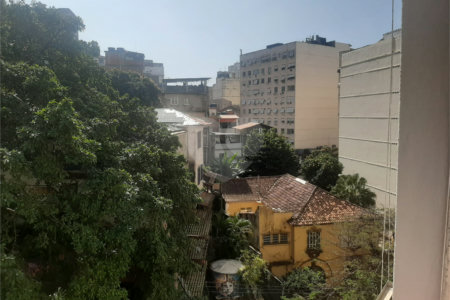 Apartamento à venda com 3 quartos, sendo 1 suíte, em Copacabana, Rio de Janeiro, RJ