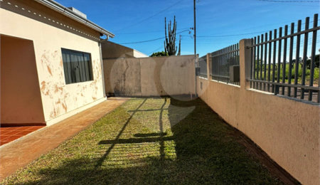 Casa à venda com 2 quartos, sendo 1 suíte,  em Jardim Aeroporto, Ponta Porã, MS