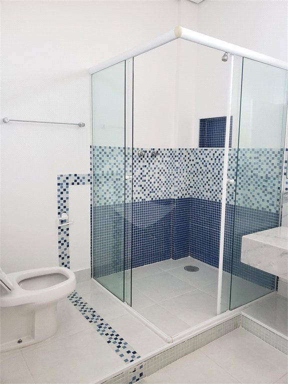 Casa à venda com 4 quartos, sendo 1 suíte,  em Vila Oliveira, Mogi das Cruzes, SP