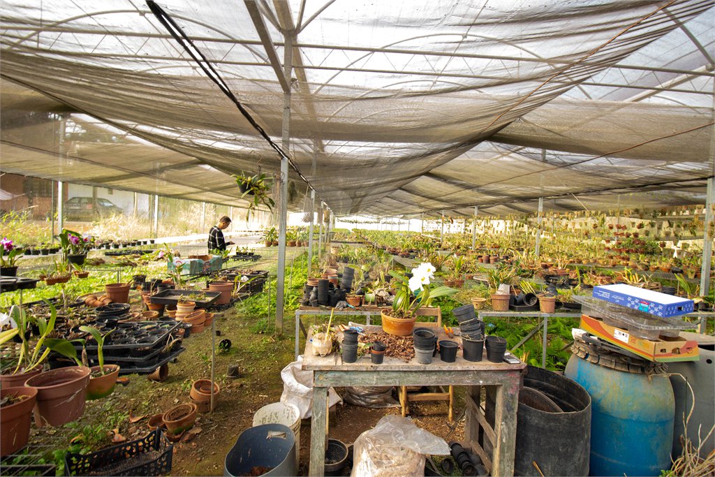 Terreno à venda com 1 quarto em Jardim Camargo (canguera), São Roque, SP