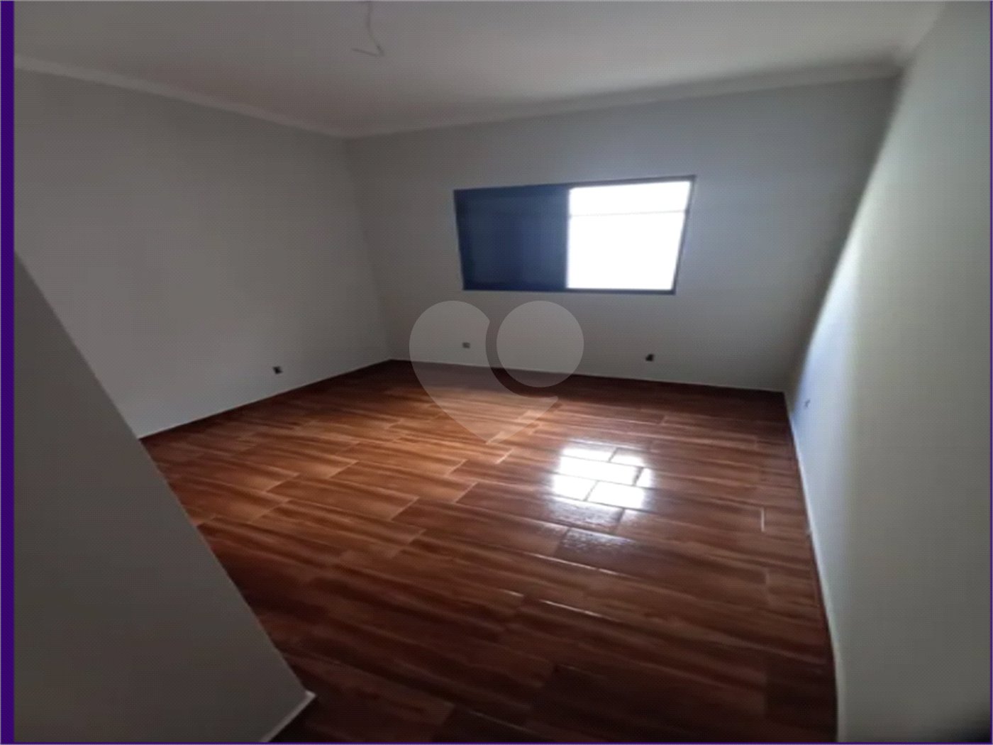 Casa à venda com 3 quartos, sendo 1 suíte, no condomínio Horto Florestal Iii, Sorocaba - SP