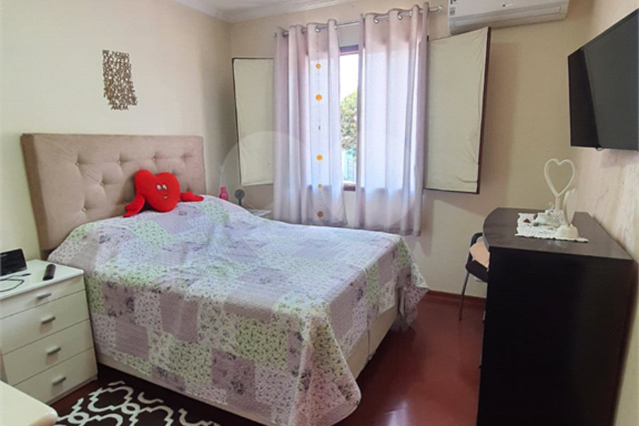 Sobrado à venda com 3 quartos, sendo 1 suíte, em Limão, São Paulo, SP