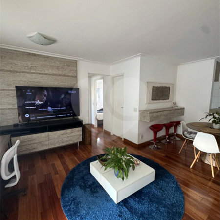 Apartamento à venda com 3 quartos, sendo 1 suíte, em Vila Suzana, São Paulo, SP