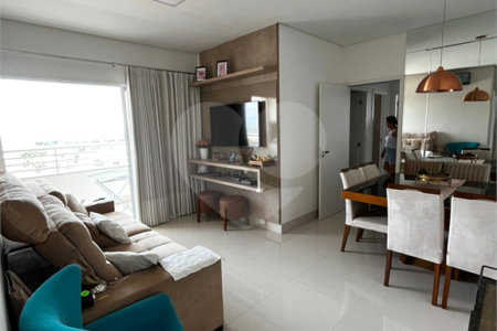 Apartamento à venda com 3 quartos, sendo 2 suítes, em Cidade Alta, Cuiabá, MT