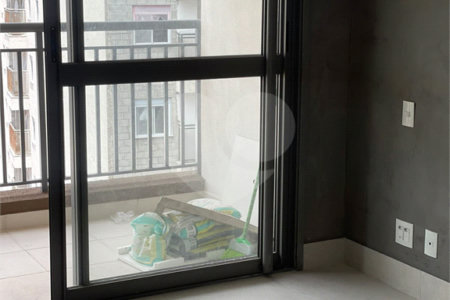 Apartamento à venda com 1 suíte em Parada Inglesa, São Paulo, SP