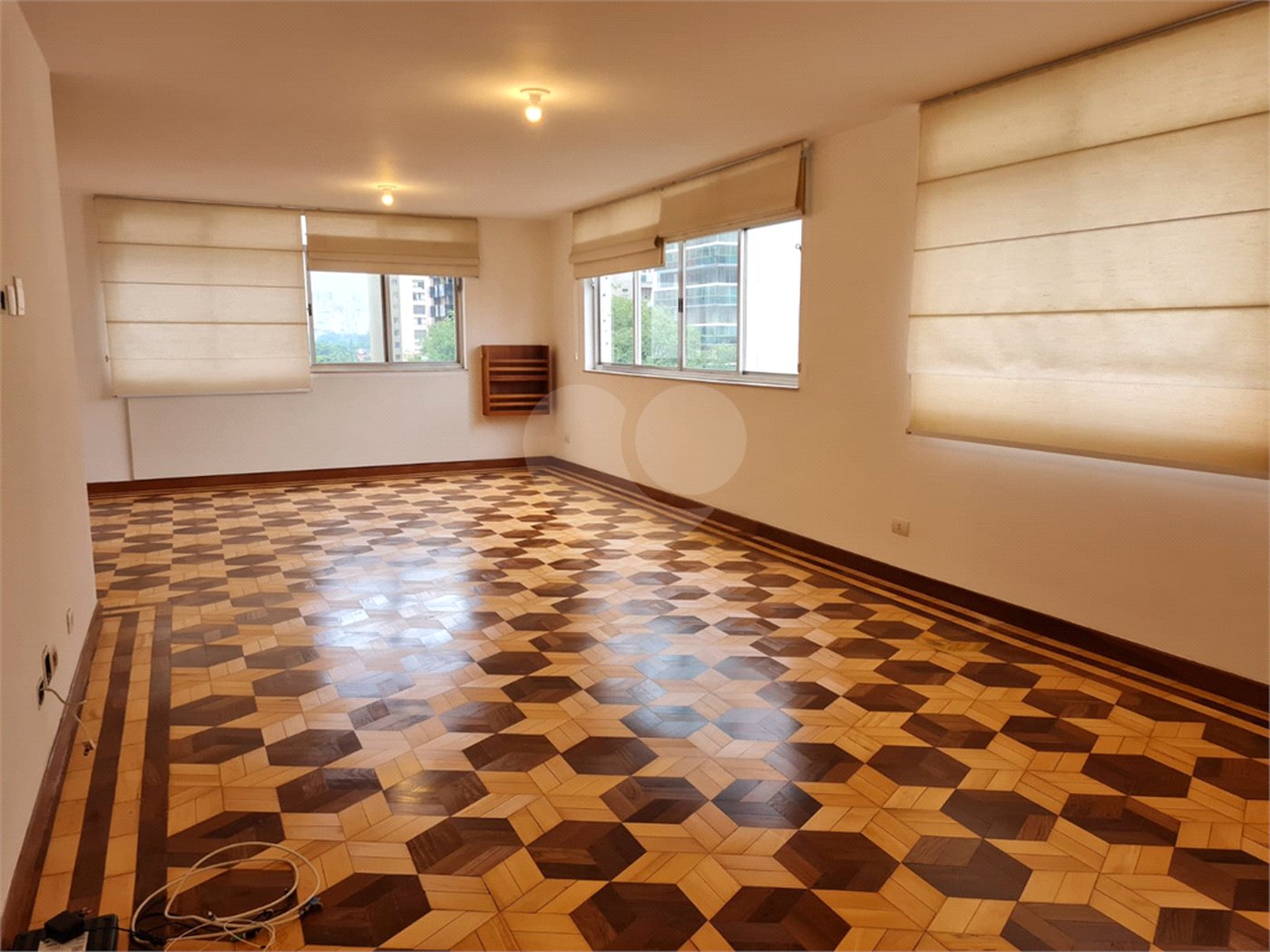 Apartamento à venda ou para alugar com 3 quartos, sendo 1 suíte, em Itaim Bibi, São Paulo, SP