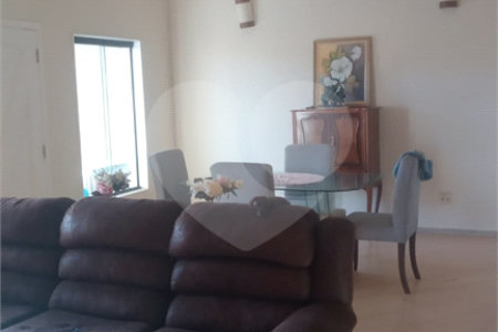 Sobrado à venda com 3 quartos, sendo 1 suíte,  em Vila Esperia Ou Giglio, Atibaia, SP