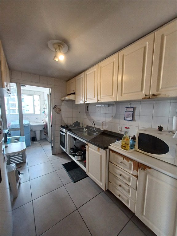 Apartamento à venda com 3 quartos, sendo 1 suíte, em Jardim das Acácias, São Paulo, SP