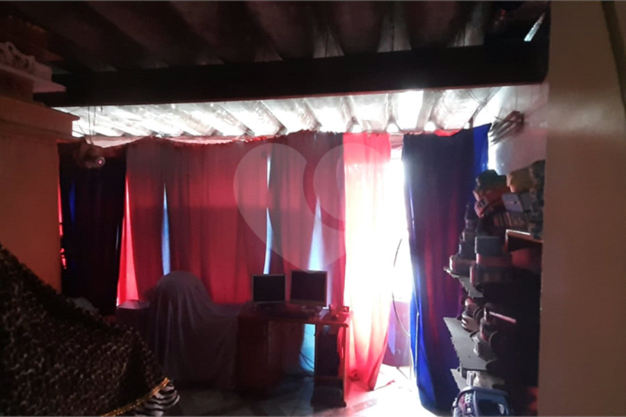 Sobrado à venda com 4 quartos, sendo 1 suíte, em Santana, São Paulo, SP