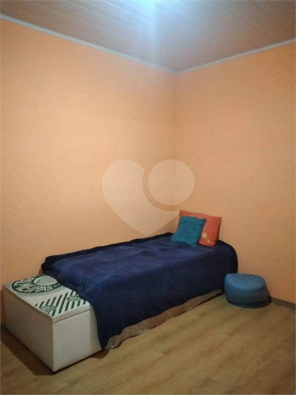 Casa à venda com 2 quartos, sendo 1 suíte, em Serpa, Caieiras, SP