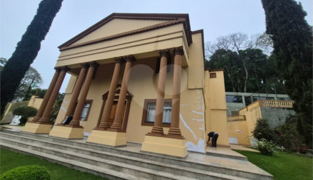 Casa à venda com 4 suítes no condomínio Sausalito, Mairiporã - SP