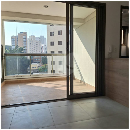 Excelente studio à venda, 45 m², novo, apresentando armários planejados, ar-condicionado e lazer total