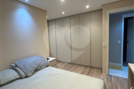 Apartamento à venda com 3 quartos, sendo 1 suíte, em Jardim Vazani, São Paulo, SP