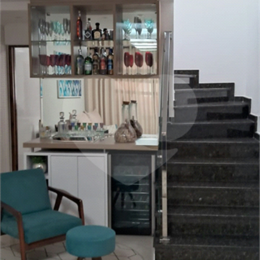 Sobrado à venda com 2 quartos em Parada Inglesa, São Paulo, SP