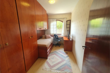 Casa à venda com 4 quartos, sendo 1 suíte, no condomínio Parque São Gabriel, Itatiba - SP