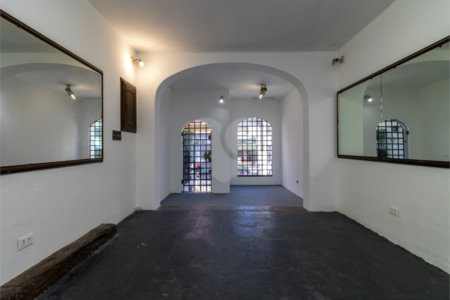 Casa Térrea à venda com 1 quarto em Pinheiros, São Paulo, SP