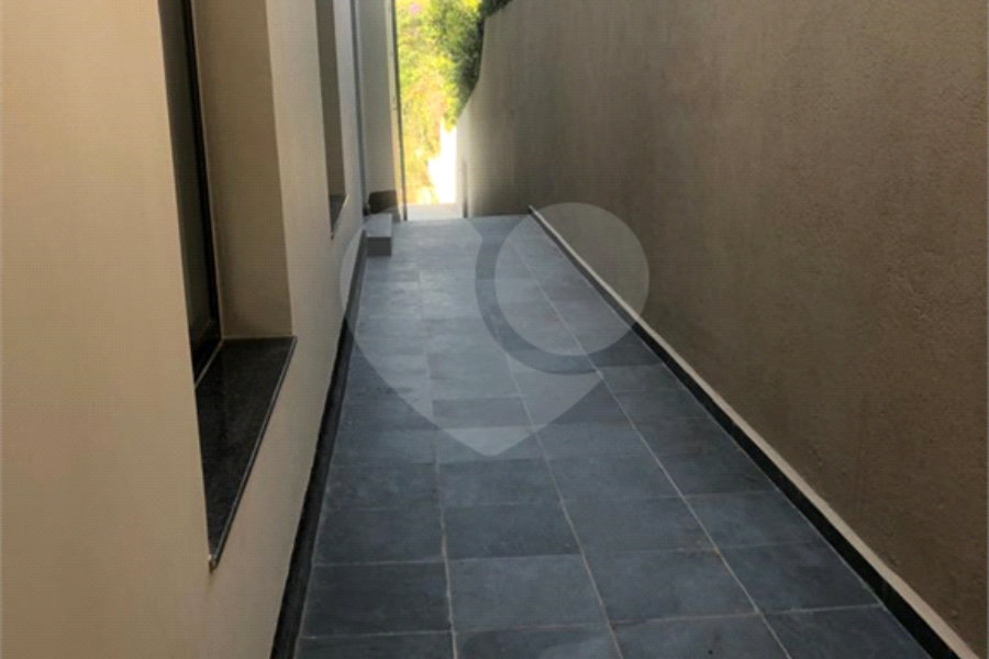Casa à venda com 4 quartos, sendo 2 suítes,  em Horto Florestal, São Paulo, SP