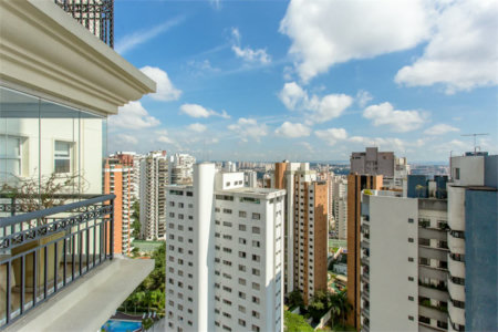 Apartamento à venda com 4 suítes em Vila Suzana, São Paulo, SP