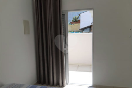 Sobrado à venda com 3 quartos, sendo 1 suíte, em Vila Suissa, Mogi das Cruzes, SP
