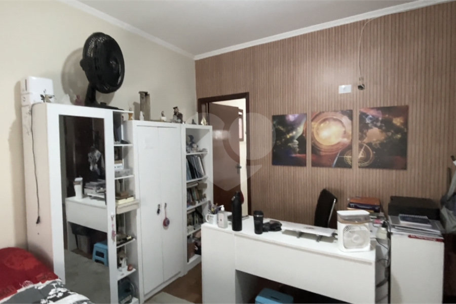 Casa à venda com 4 quartos, sendo 2 suítes, em Jardim Guanca, São Paulo, SP