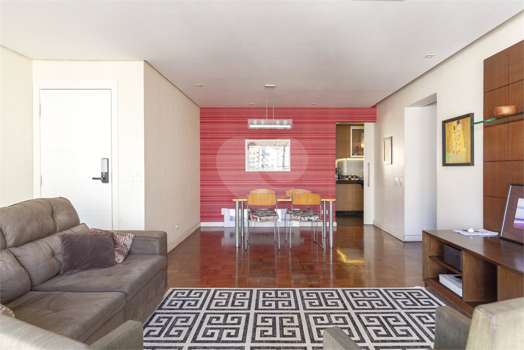 Apartamento à venda com 4 quartos, sendo 2 suítes, em Indianópolis, São Paulo, SP