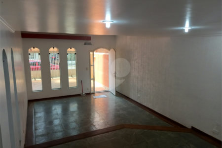 Casa para alugar com 4 quartos, sendo 1 suíte, em Chácara Santo Antônio, São Paulo, SP