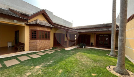 Casa à venda com 3 quartos, sendo 1 suíte,  em Parque Atenas do Sul, Itapetininga, SP