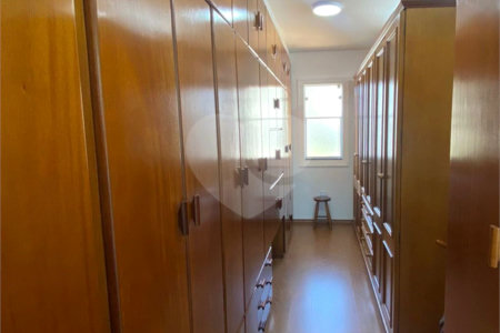 Casa à venda com 4 suítes no condomínio Aruã, Mogi das Cruzes - SP