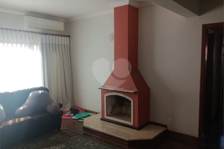 Casa à venda com 5 quartos, sendo 3 suítes, no Centro, Itapetininga, SP