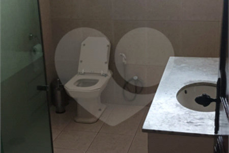 Sobrado à venda com 3 quartos, sendo 1 suíte, em Jabaquara, São Paulo, SP