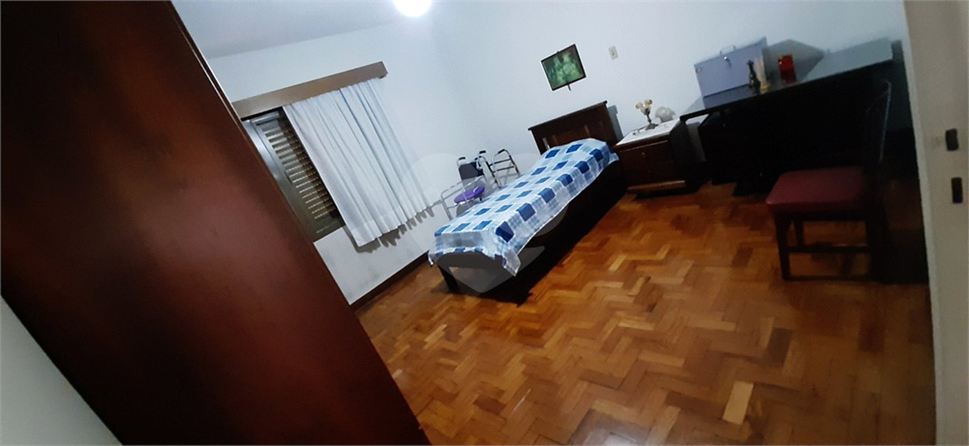Sobrado à venda com 3 quartos, sendo 1 suíte,  no Centro, São Bernardo do Campo, SP