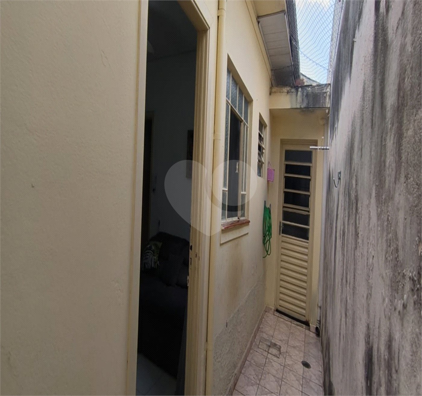Casa Térrea à venda com 5 quartos, sendo 1 suíte, em Chora Menino, São Paulo, SP