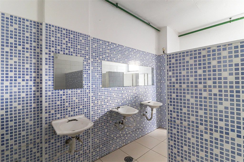 Prédio à venda em Vila Gomes, São Paulo, SP