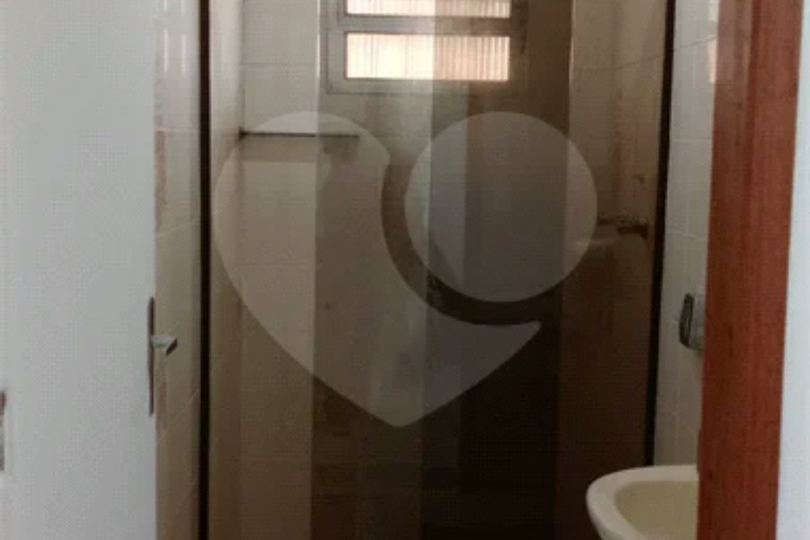 Imóvel com 3 dormitórios na Vila Santa Catarina