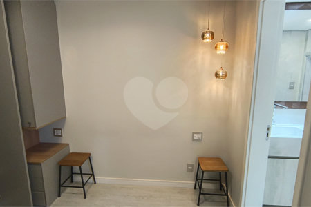 Apartamento à venda com 2 quartos, sendo 1 suíte, em Barra Funda, São Paulo, SP