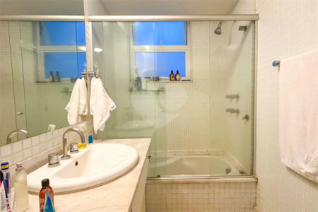 Cobertura à venda com 7 quartos, sendo 3 suítes,  em Lagoa, Rio de Janeiro, RJ