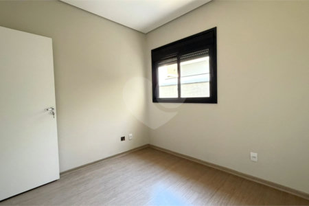 Casa à venda com 3 quartos, sendo 1 suíte, no condomínio Reserva Ipanema, Sorocaba - SP